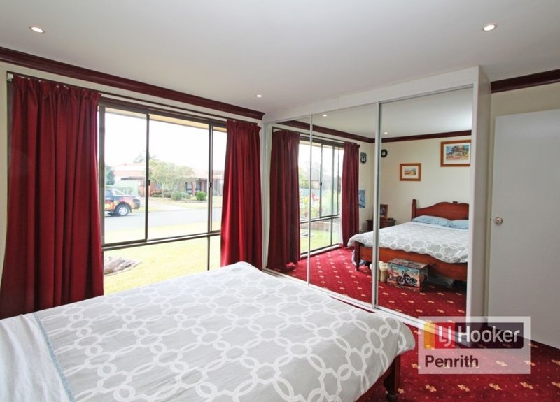 Photo - 27 Corndew Crescent, Werrington Downs NSW 2747 - Image 4