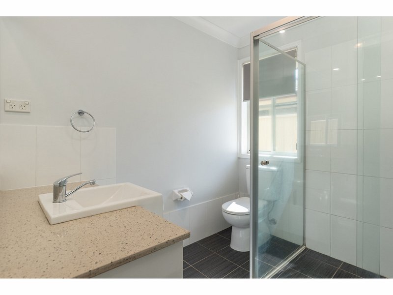 Photo - 27 Correa Close, Tuncurry NSW 2428 - Image 7