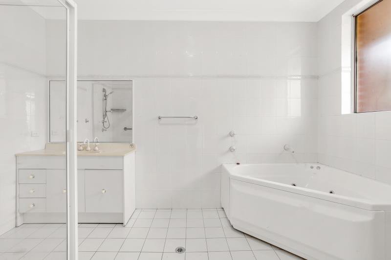 Photo - 27 Council Street, Bondi Junction NSW 2022 - Image 5