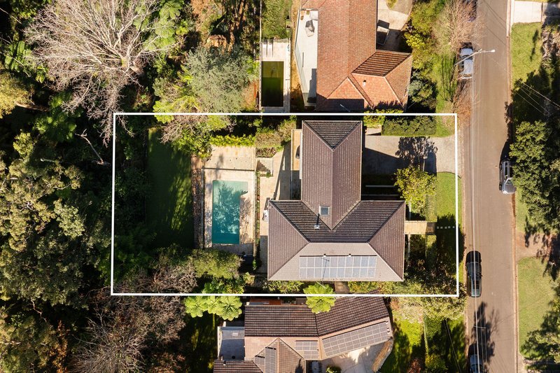 Photo - 27 Covelee Circuit, Middle Cove NSW 2068 - Image 22