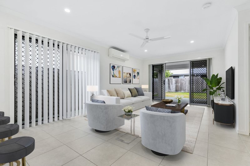 Photo - 27 Cowrie Crescent, Burpengary East QLD 4505 - Image 2