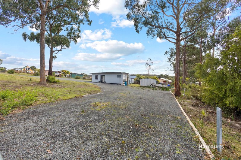 Photo - 27 Cray Point Parade, Eggs And Bacon Bay TAS 7112 - Image 6