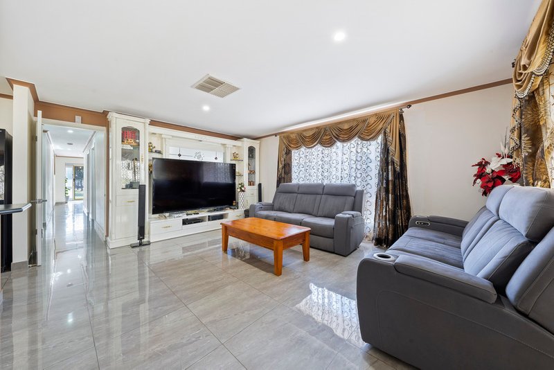 Photo - 27 Creekview Drive, Walkley Heights SA 5098 - Image 5