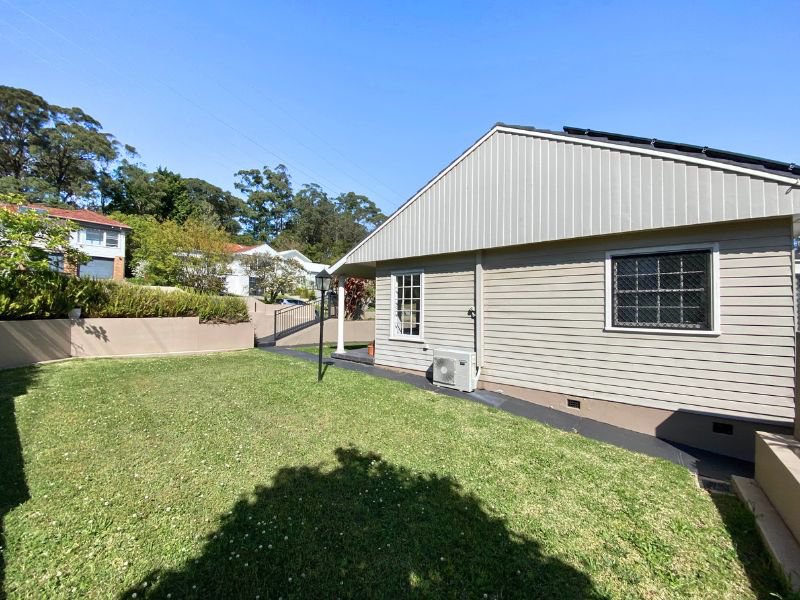 Photo - 27 Crescent Road, Charlestown NSW 2290 - Image 2