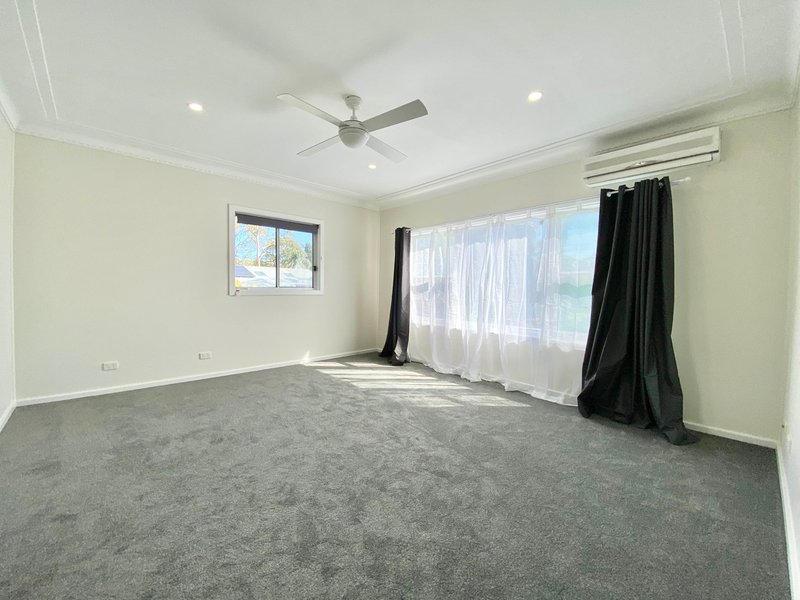 Photo - 27 Crescent Road, Charlestown NSW 2290 - Image 11