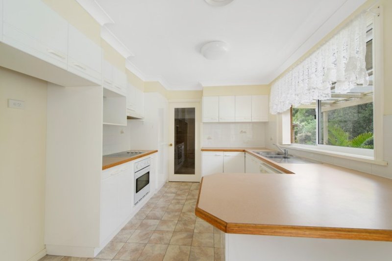 Photo - 27 Crestwood Drive, Port Macquarie NSW 2444 - Image 4