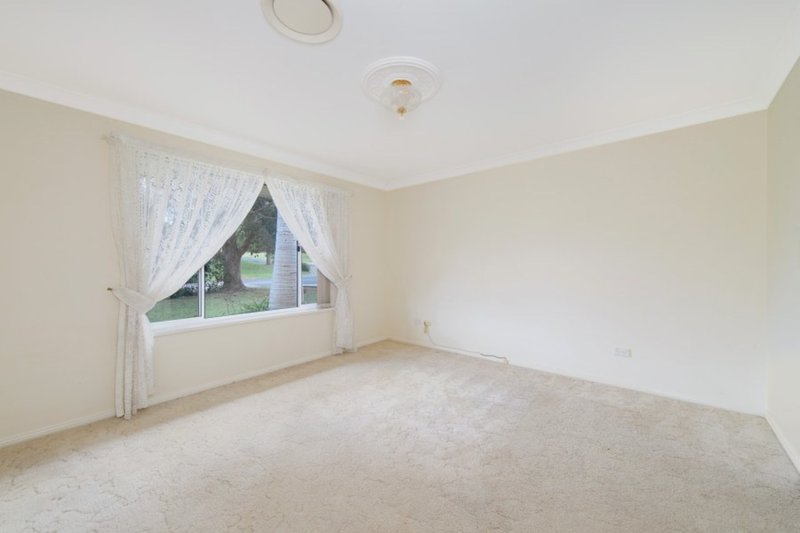 Photo - 27 Crestwood Drive, Port Macquarie NSW 2444 - Image 7