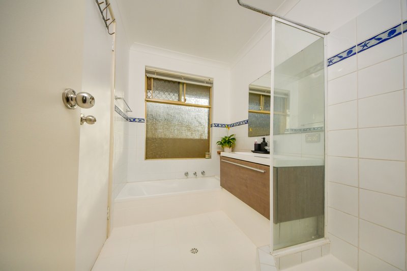 Photo - 27 Cruise Road, Safety Bay WA 6169 - Image 11
