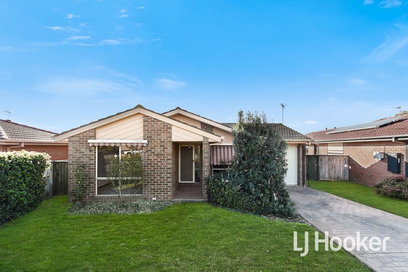 27 Cumberland Chase, Hampton Park VIC 3976