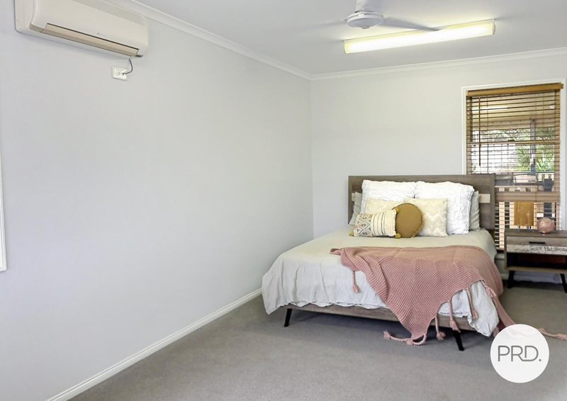 Photo - 27 Danastas Avenue, Eimeo QLD 4740 - Image 6