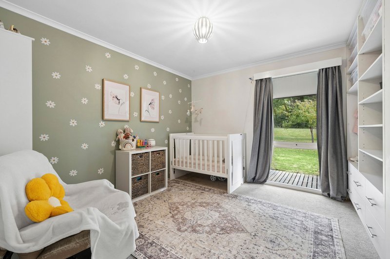 Photo - 27 Davy Street, Taradale VIC 3447 - Image 10