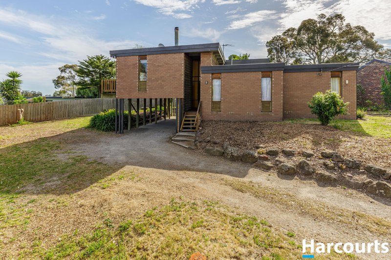 Photo - 27 Debra Street, Rowville VIC 3178 - Image 6