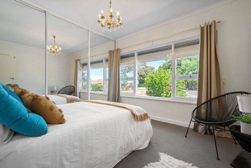 Photo - 27 Deepdene Avenue, Mitchell Park SA 5043 - Image 7