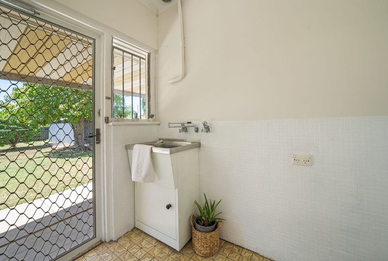 Photo - 27 Deepdene Avenue, Mitchell Park SA 5043 - Image 10