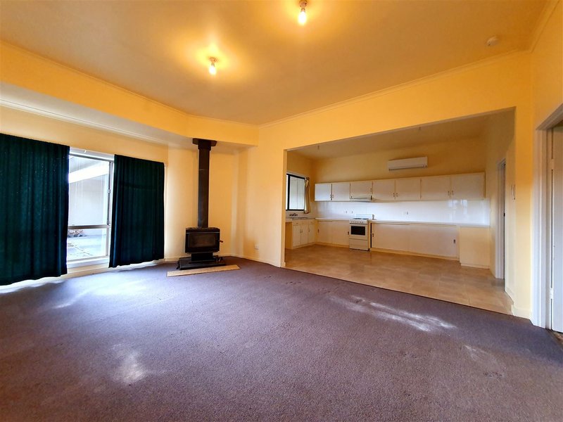 Photo - 27 Denison Street, Queenstown TAS 7467 - Image 4