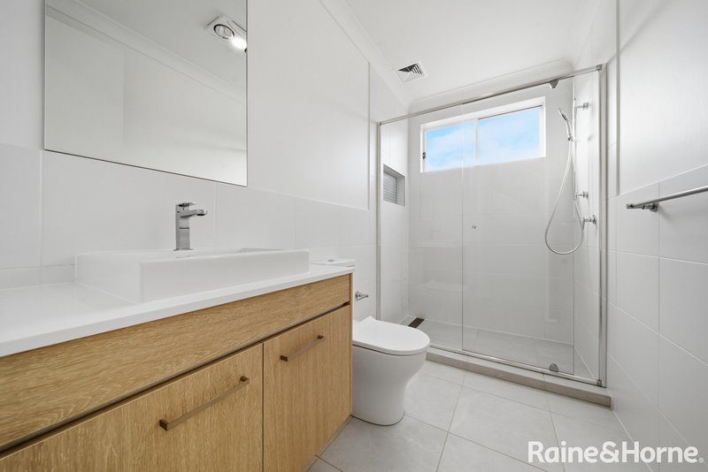 Photo - 27 Derham Rise, Catherine Field NSW 2557 - Image 4