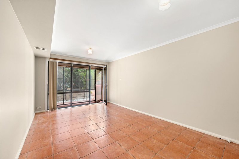 Photo - 27 Domain Street, Palmerston ACT 2913 - Image 3