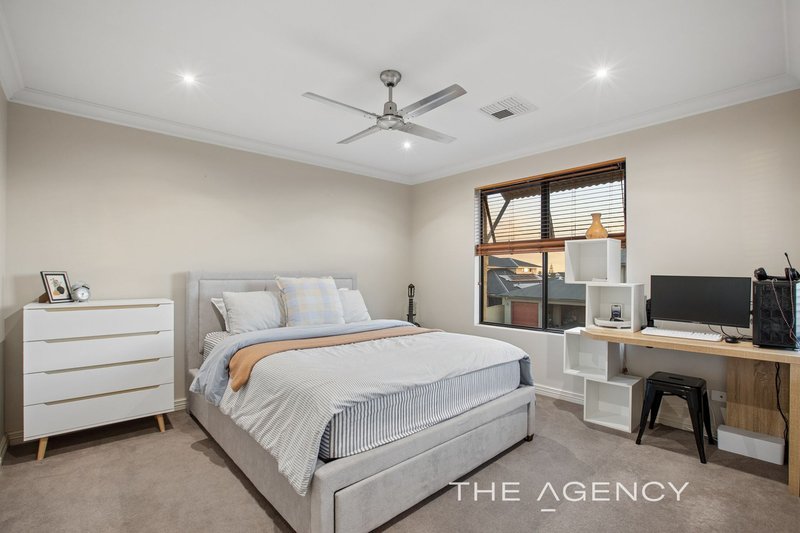 Photo - 27 Drummonds Approach, Secret Harbour WA 6173 - Image 21