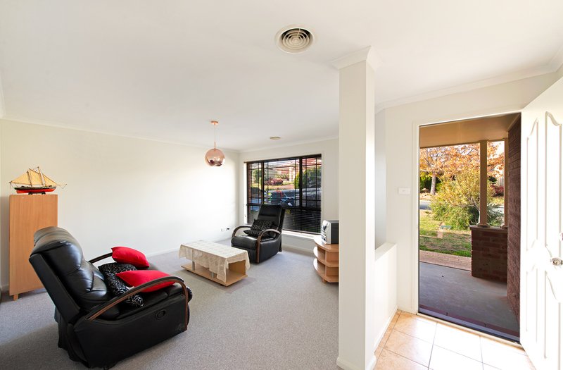 Photo - 27 Dulverton Street, Amaroo ACT 2914 - Image 3