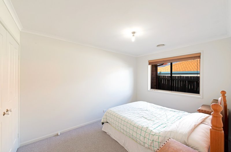 Photo - 27 Dulverton Street, Amaroo ACT 2914 - Image 12