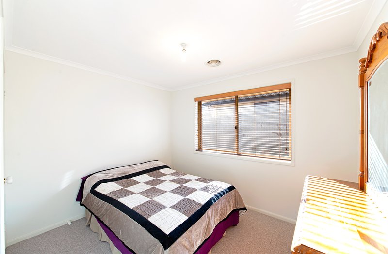 Photo - 27 Dulverton Street, Amaroo ACT 2914 - Image 13