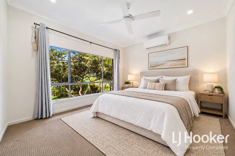 Photo - 27 Durack Place, Laidley QLD 4341 - Image 2