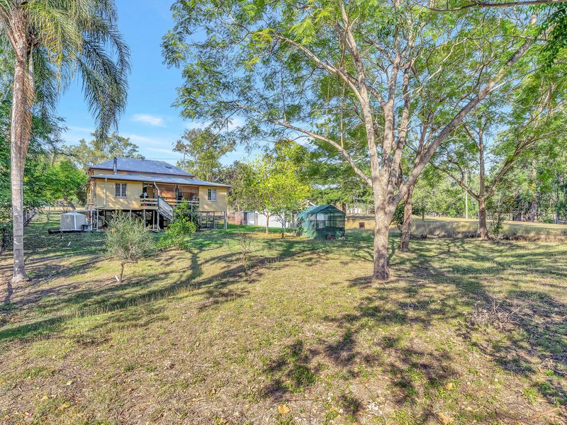 Photo - 27 East Street, Esk QLD 4312 - Image 10