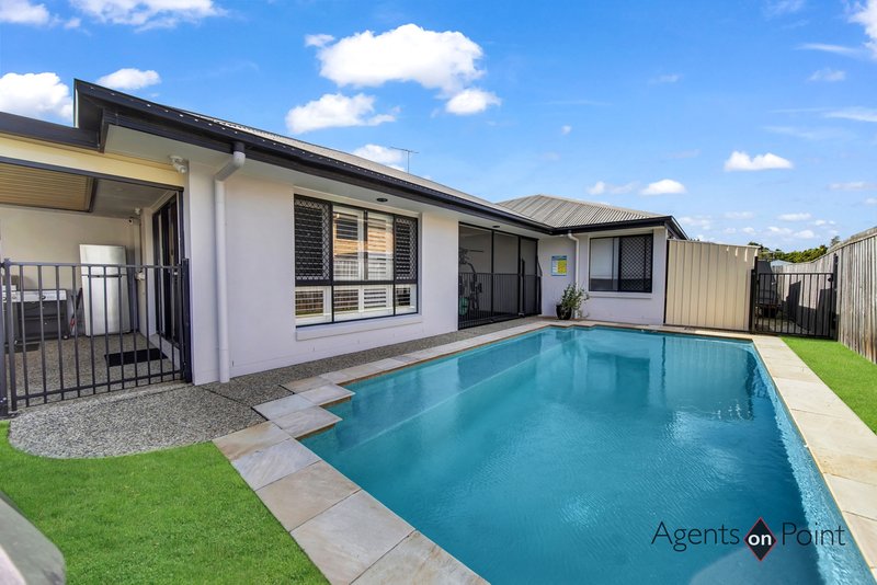 Photo - 27 Ebony Crescent, Redland Bay QLD 4165 - Image 2