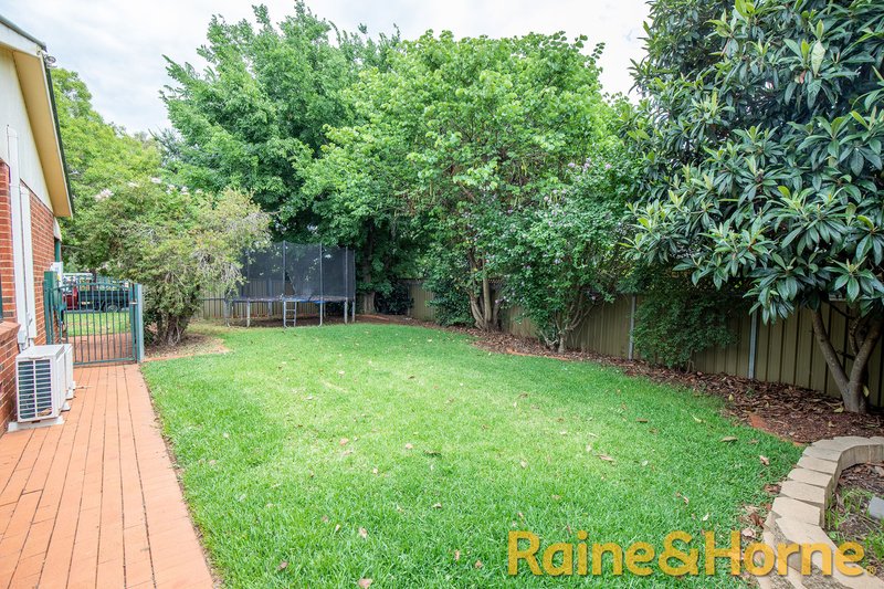 Photo - 27 Eden Park Avenue, Dubbo NSW 2830 - Image 12