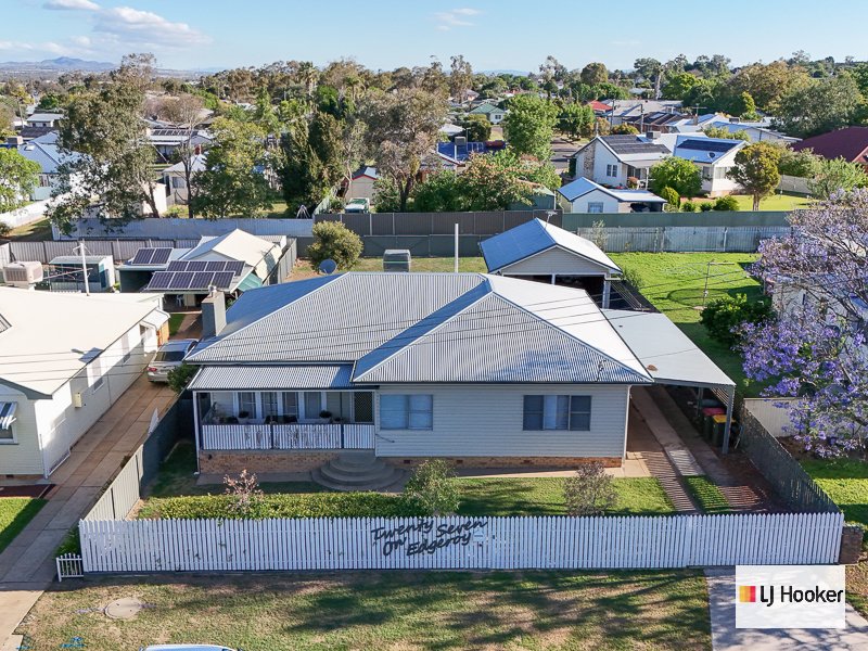 27 Edgeroy Street, South Tamworth NSW 2340