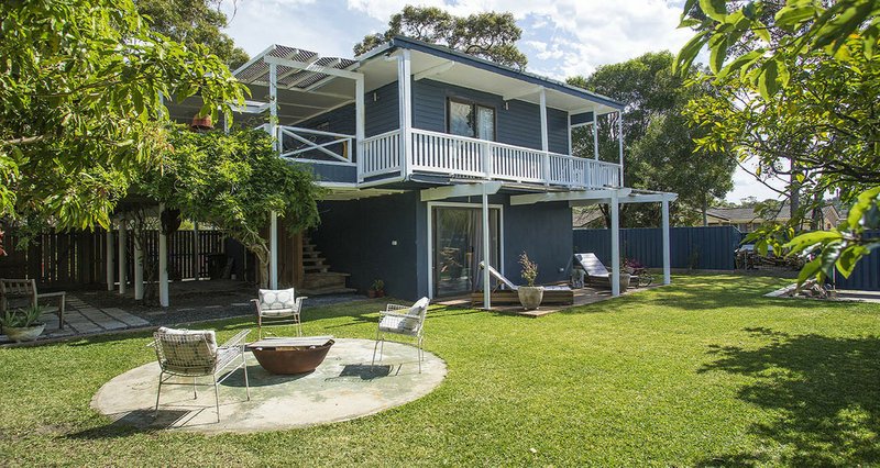 27 Edgewater Avenue, Sussex Inlet NSW 2540