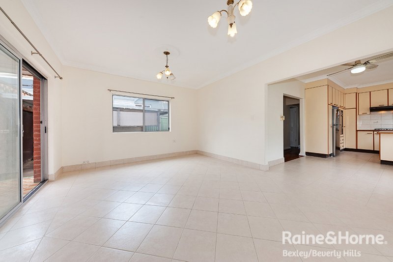 Photo - 27 Edward Street, Kingsgrove NSW 2208 - Image 3