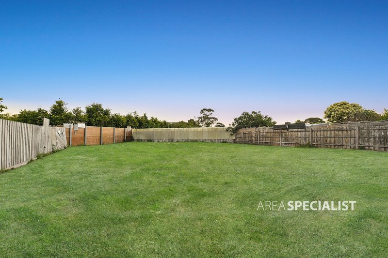 Photo - 27 Eldo Street, Keysborough VIC 3173 - Image 6