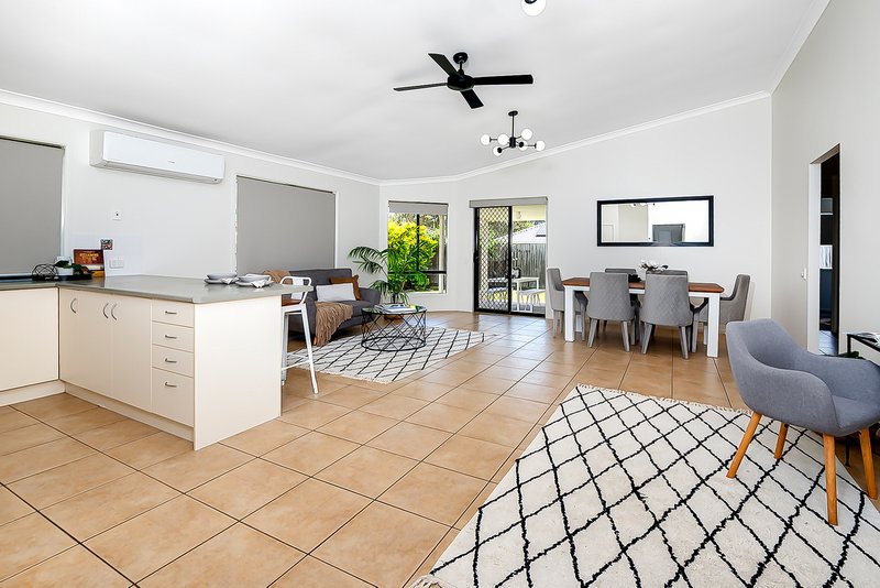 Photo - 27 Ellen Circuit, Springfield Lakes QLD 4300 - Image 6