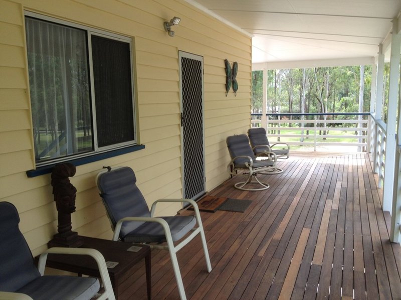 Photo - 27 Elm Street, Esk QLD 4312 - Image 3