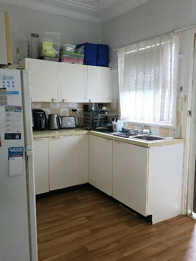 Photo - 27 Elsiemer Street, Long Jetty NSW 2261 - Image 2