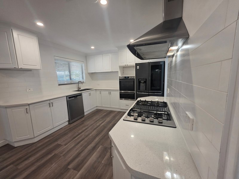 Photo - 27 Emperor Avenue, Beldon WA 6027 - Image 5