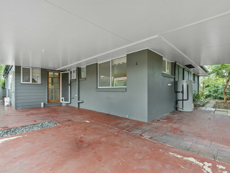 Photo - 27 Emu Walk, Bongaree QLD 4507 - Image 12