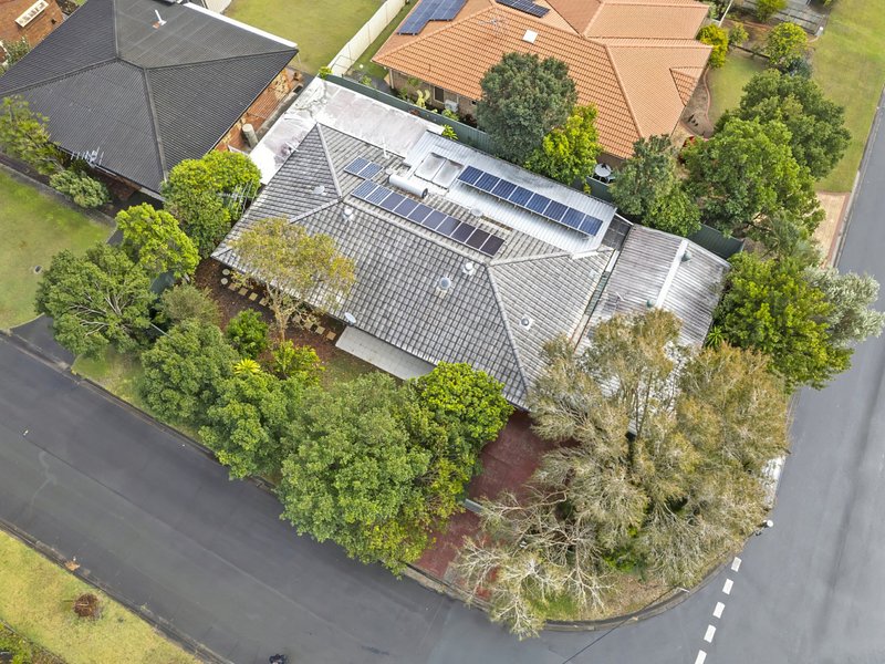 Photo - 27 Emu Walk, Bongaree QLD 4507 - Image 22