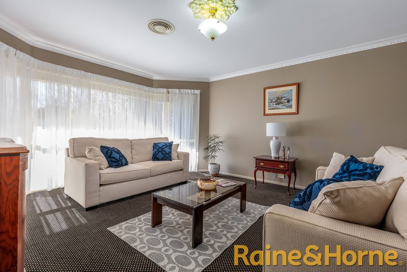 Photo - 27 Englewood Avenue, Dubbo NSW 2830 - Image 9