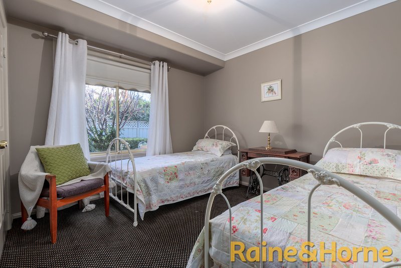 Photo - 27 Englewood Avenue, Dubbo NSW 2830 - Image 13