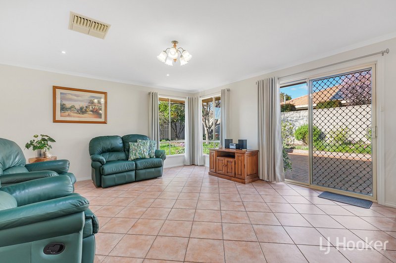 Photo - 27 Enmore Drive, Craigmore SA 5114 - Image 20