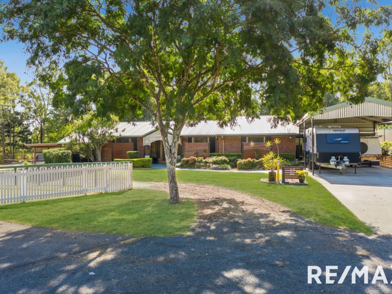 Photo - 27 Erin Court, Gleneagle QLD 4285 - Image 2