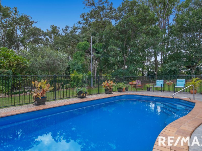 Photo - 27 Erin Court, Gleneagle QLD 4285 - Image 3