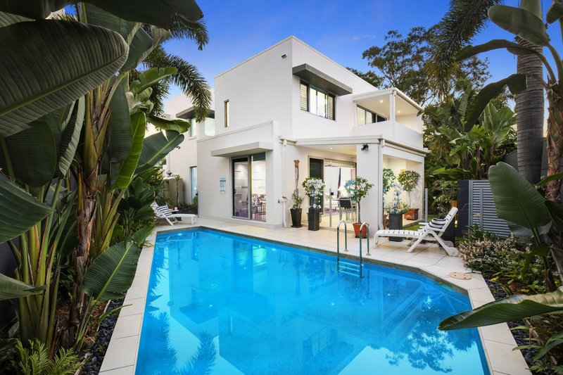 Photo - 2/7 Esther Place, Surfers Paradise QLD 4217 - Image 20