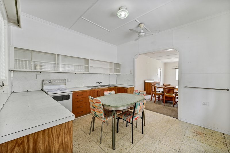 Photo - 27 Ethel Street, Hyde Park QLD 4812 - Image 6