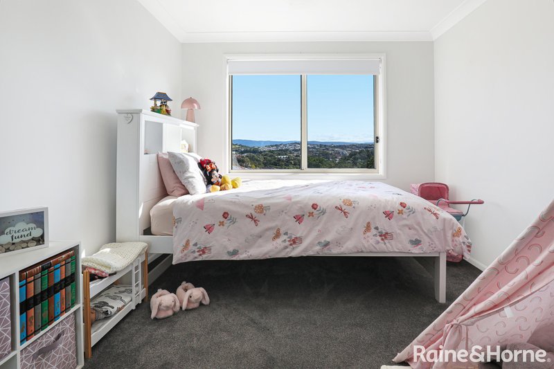 Photo - 27 Eucumbene Avenue, Flinders NSW 2529 - Image 12