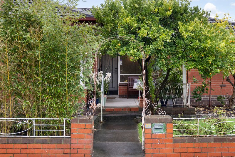 Photo - 27 Eunice Drive, Cheltenham VIC 3192 - Image 15