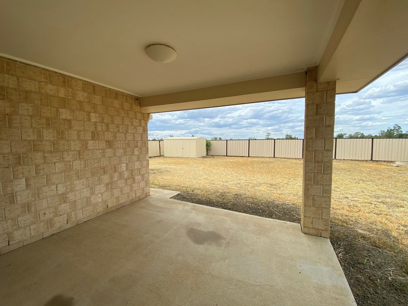 Photo - 27 Everingham Avenue, Roma QLD 4455 - Image 11