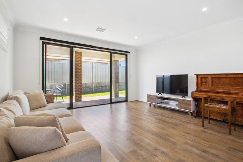 Photo - 27 Everton Road, Seaford Heights SA 5169 - Image 11